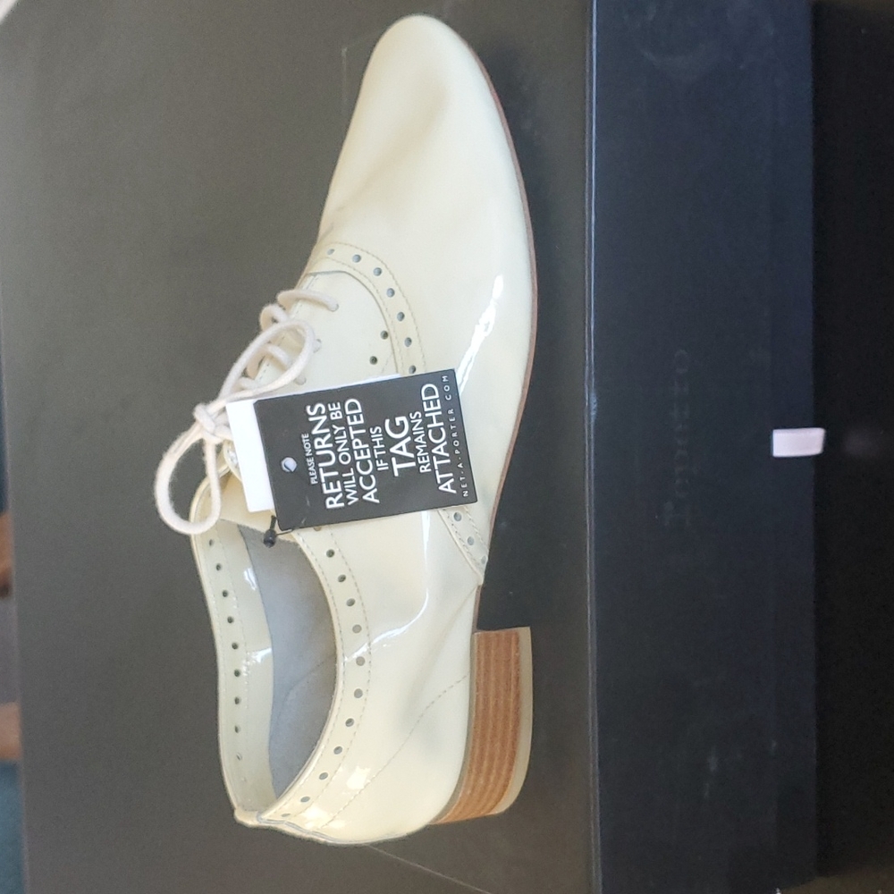 Repetto. Original box. Never worn